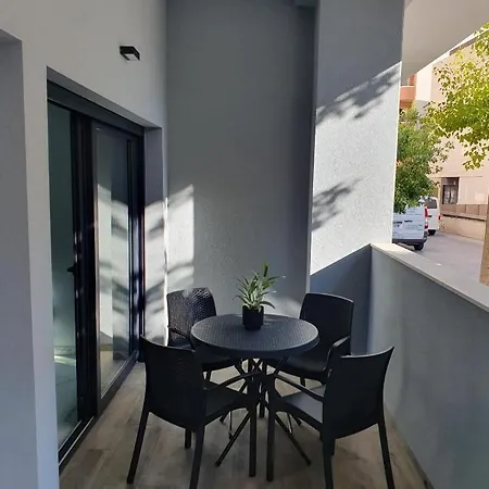 דירה New Luxury - 200m From Center & טורבייחה
